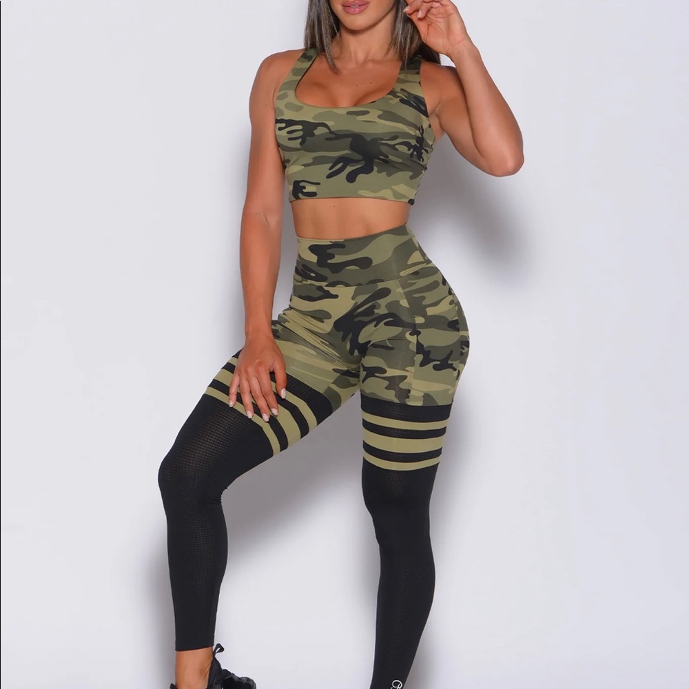 Bombshell Camo Leggings